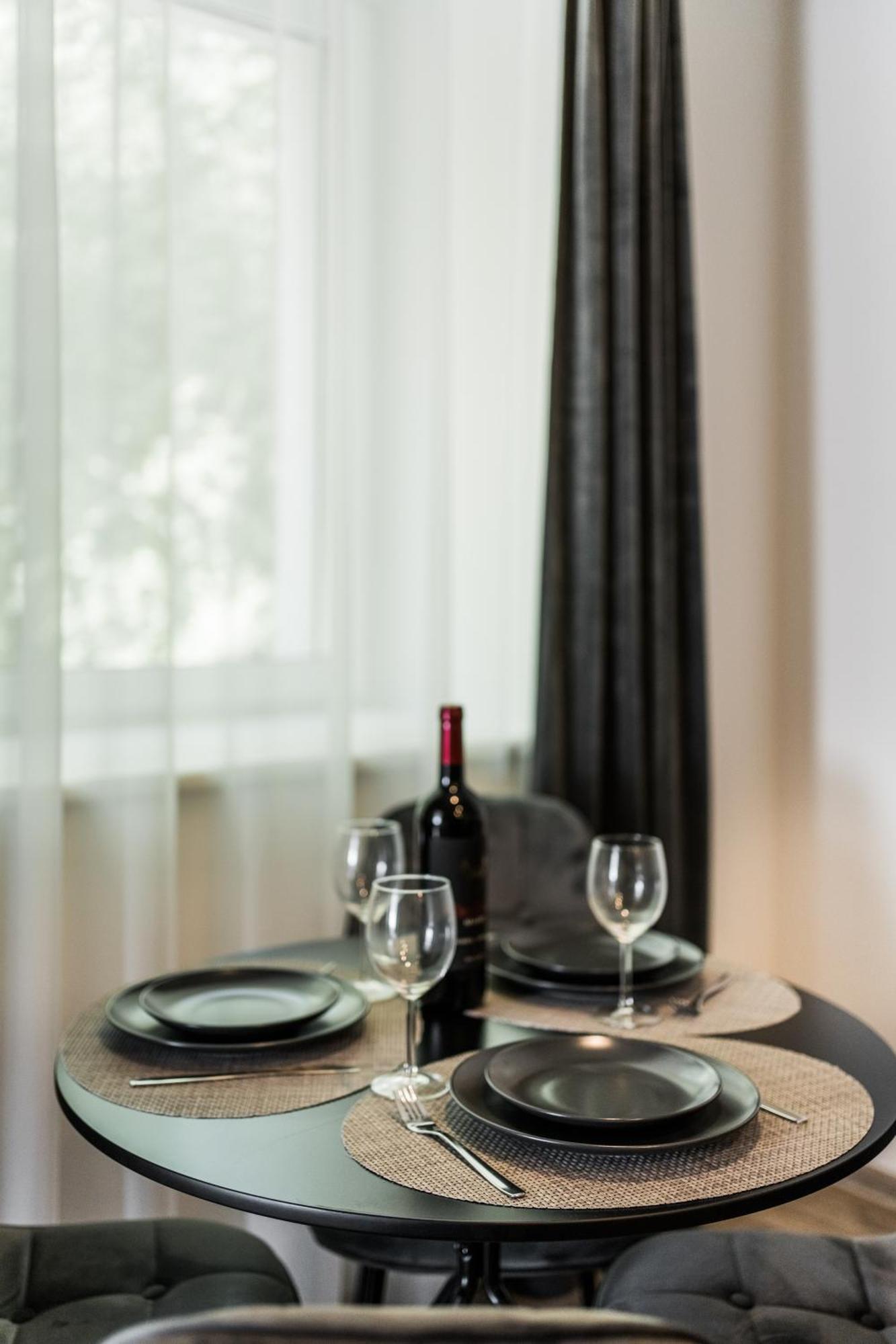 Riverra House كاوناس الغرفة الصورة