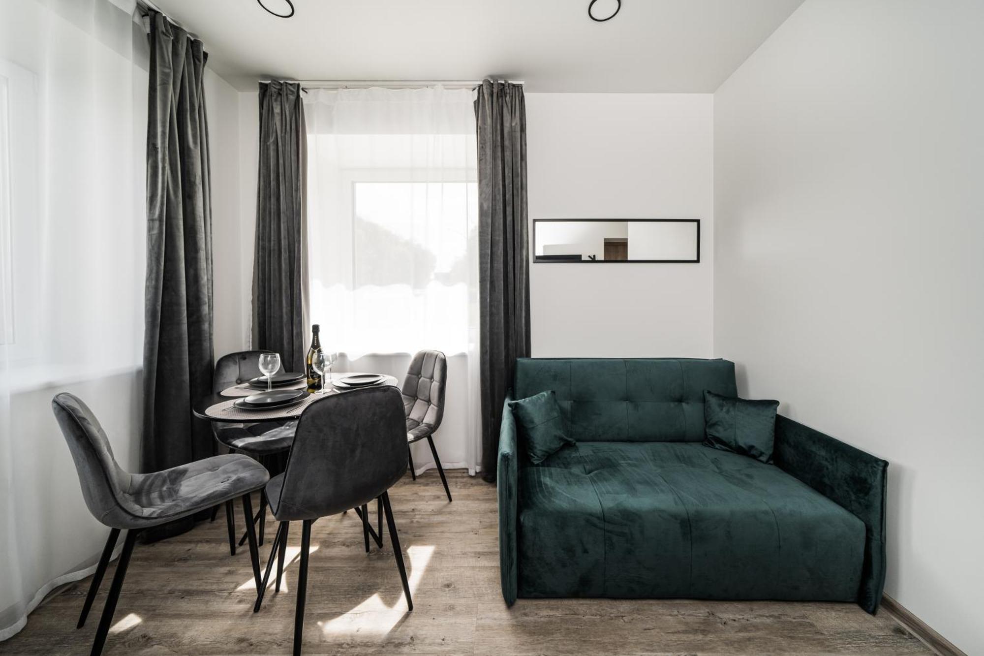Riverra House كاوناس الغرفة الصورة