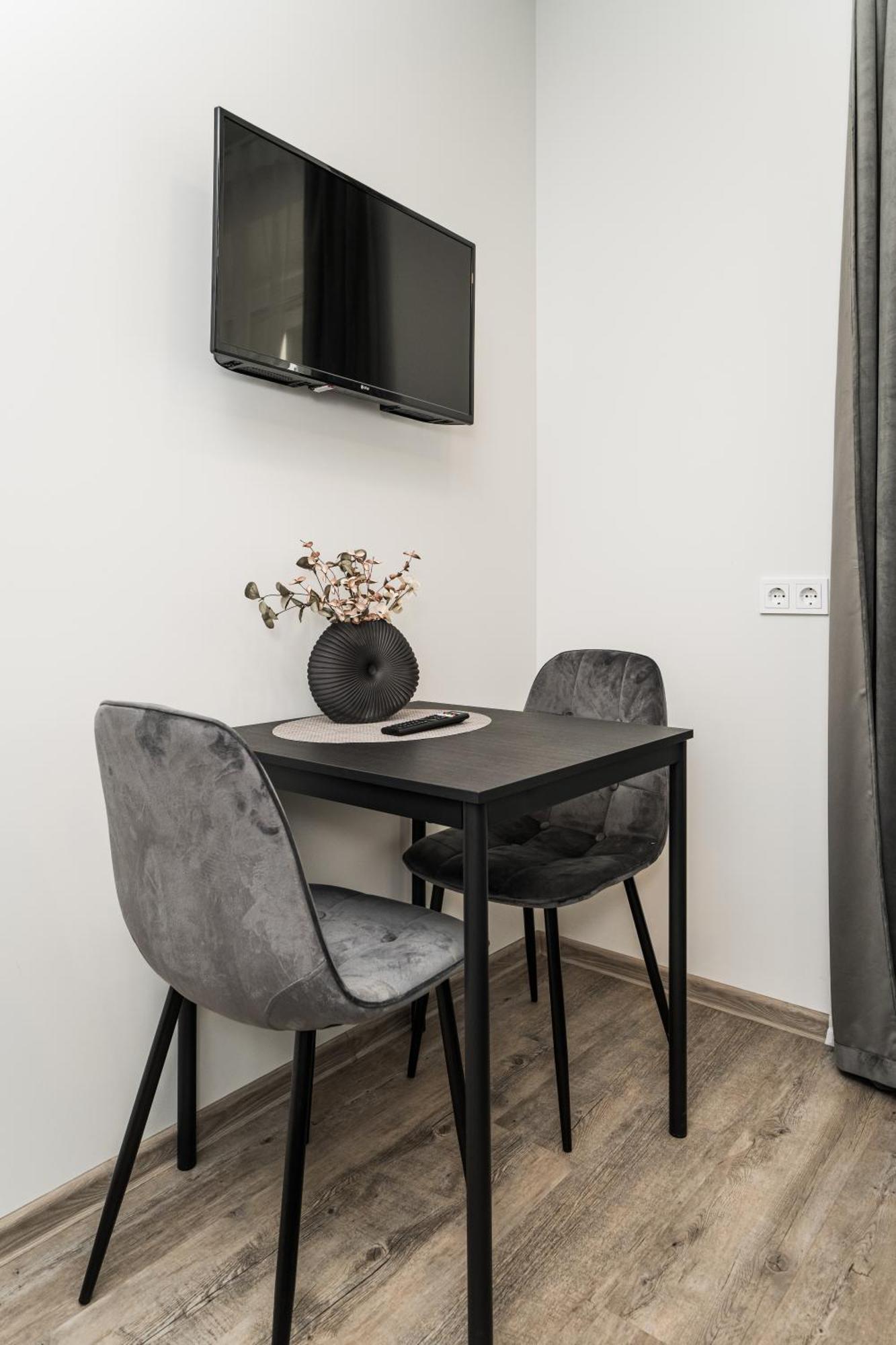 Riverra House كاوناس الغرفة الصورة